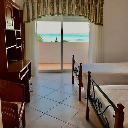 Sofiamar Holidays-coral Do Vau Apartment *